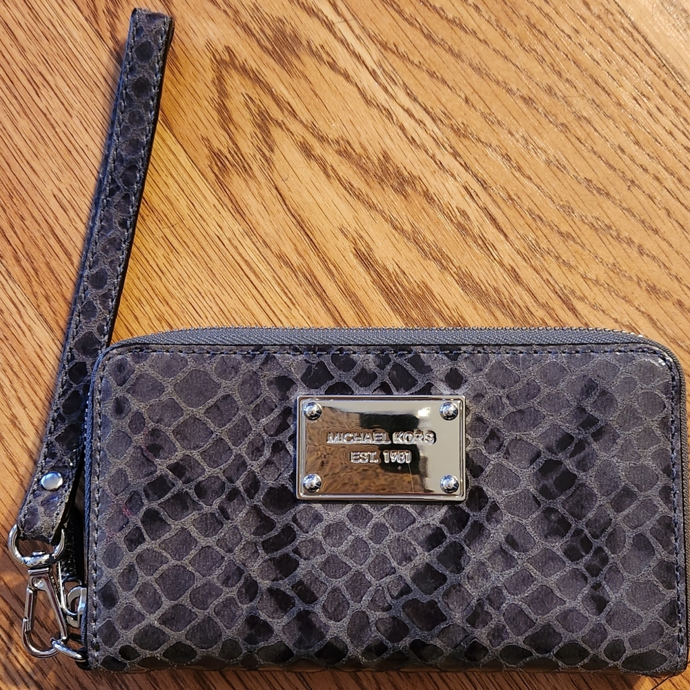 Michael Kors Grey Snakeskin Wristlet Wallet/cell phone carrier